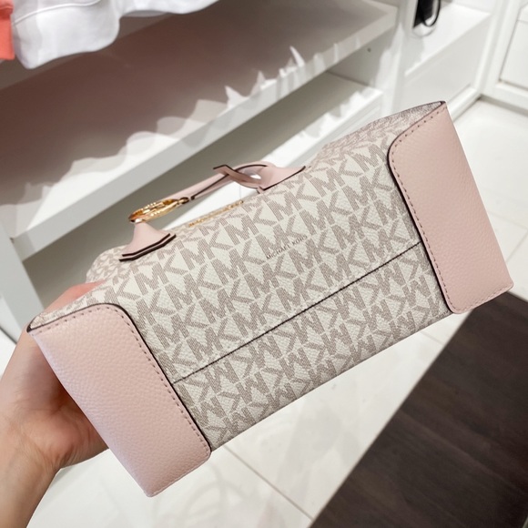 Michael Kors Mercer Medium Logo Crossbody Bag - Picture 8 of 10